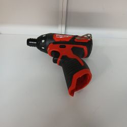 Milwaukee New M12 Screwdriver 