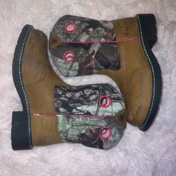 Ariat Fatbaby Steel Toe Work Boots – Camo & Pink, Women’s size 8.5