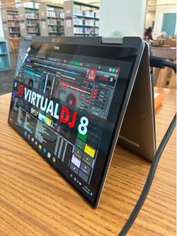 Touch screen Dell gen7 Windows 11 trae programas incluidos 240ssd gb 8 ram gb