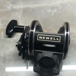 NEWELL 332-5 Graphite Fishing Reel