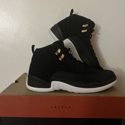Air Jordan 12 Retro Reverse Taxi