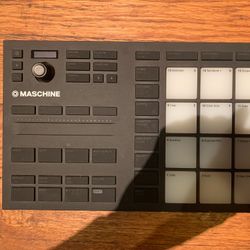 Maschine Mikro MK3 Pad/Controller, Black