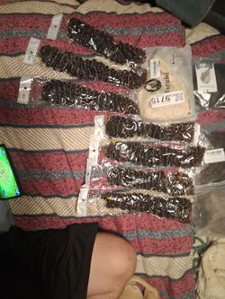 Wigs/hair extensions