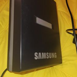 Samsung SE-S204N DVD-R/RW External Lightscribe Drive W AC Adapter Black