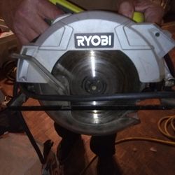Ryobi Circular Saw 
