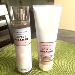 Bath & Body Works (Lovely Dreamer) Scent 
