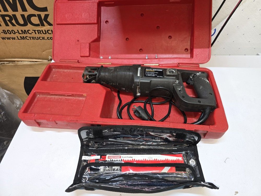 Craftsman Cord Sawsall with Case And Blades.