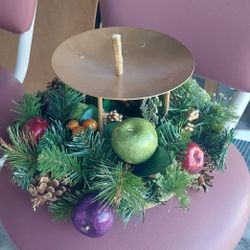 Center Piece With Candle $10