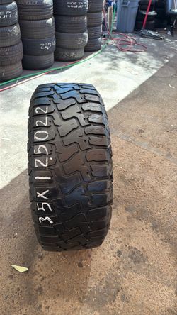 One tire 35x12.50/22 Haida r/t 80% Vida Dot 2522