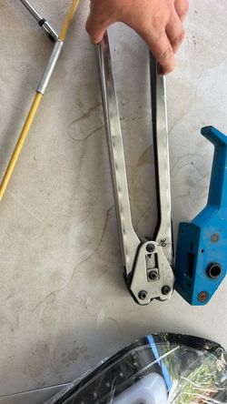 Uline Steel Strapping Sealer Tool