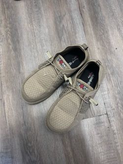 Steel toe shoes