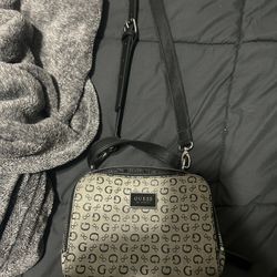 Guess Purse 