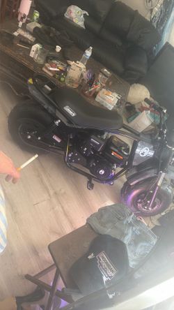 Coleman gas powered mini bike B200RSV