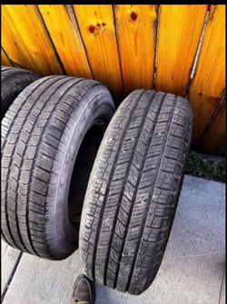 Chevy/GMC  wheels and tires