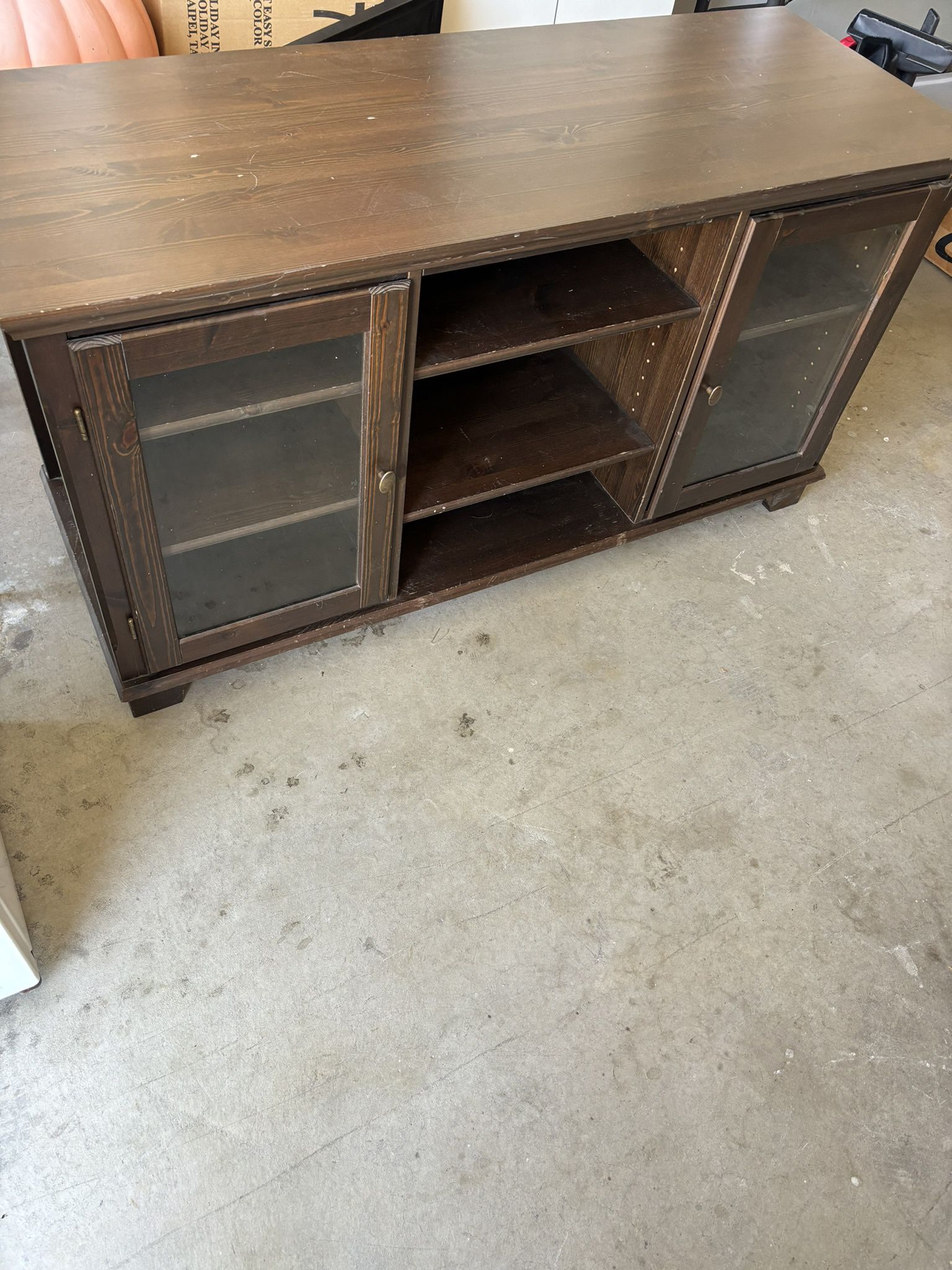 TV Stand $10