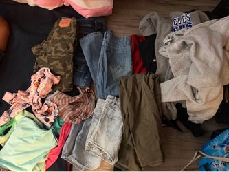 Free Little girl clothing