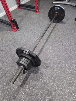 Weight Set  Iron Grip  w/  Ethos Barbell  245Lbs. READ DESCRIPTION BELOW. 
