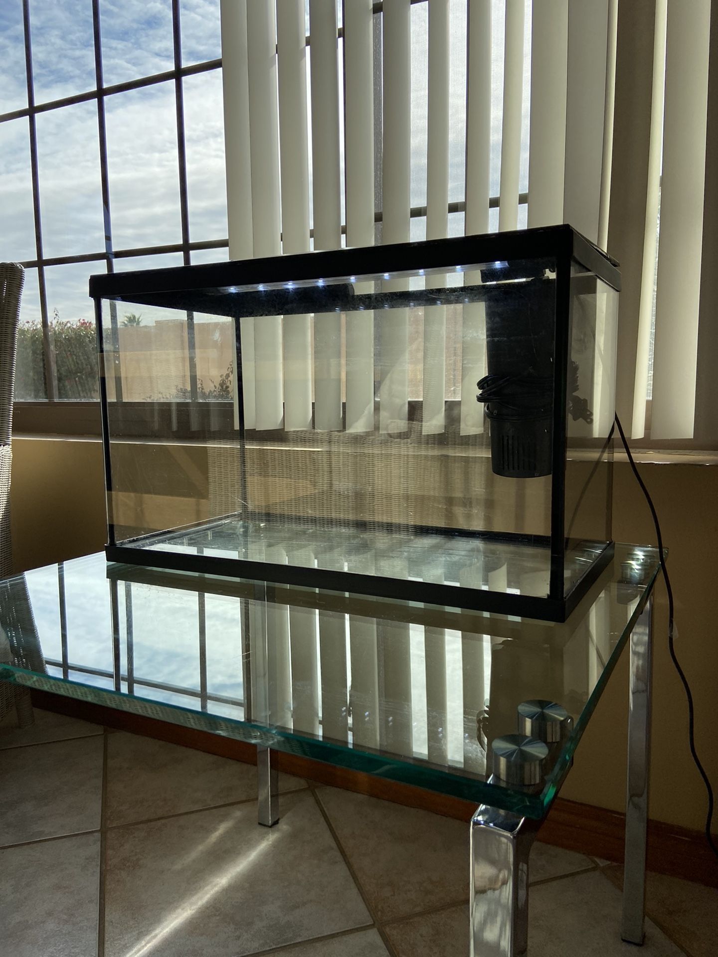 very nice Fish tank $40