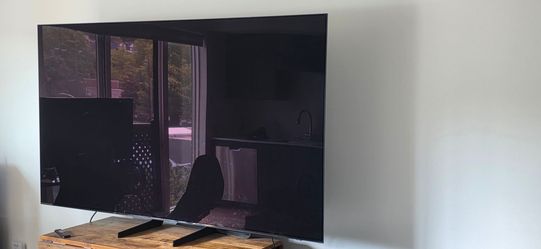 77 inch Samsung 4k Oled Tv!