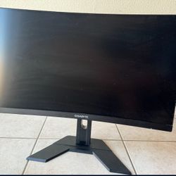 Gigabyte 27” Curved Monitor 165HZ