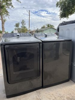 Samsung Washer & Dryer Set Electric 