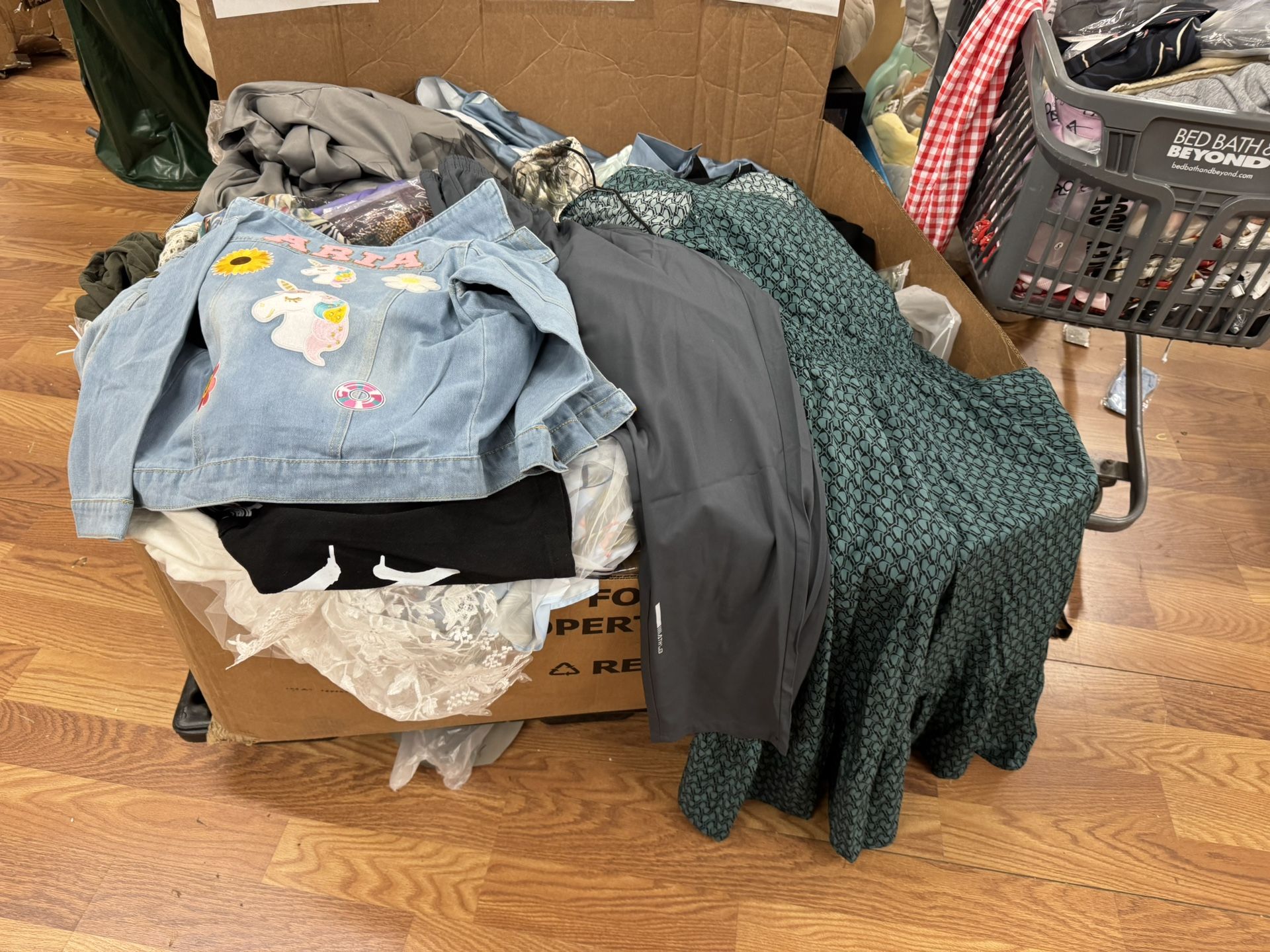 Black Friday Clothing Sale (Shirts, Shorts, Pants, Dresses…)