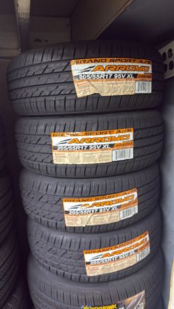 Arroyo Grand Sport A/S 205/55R17 95V XL Tires