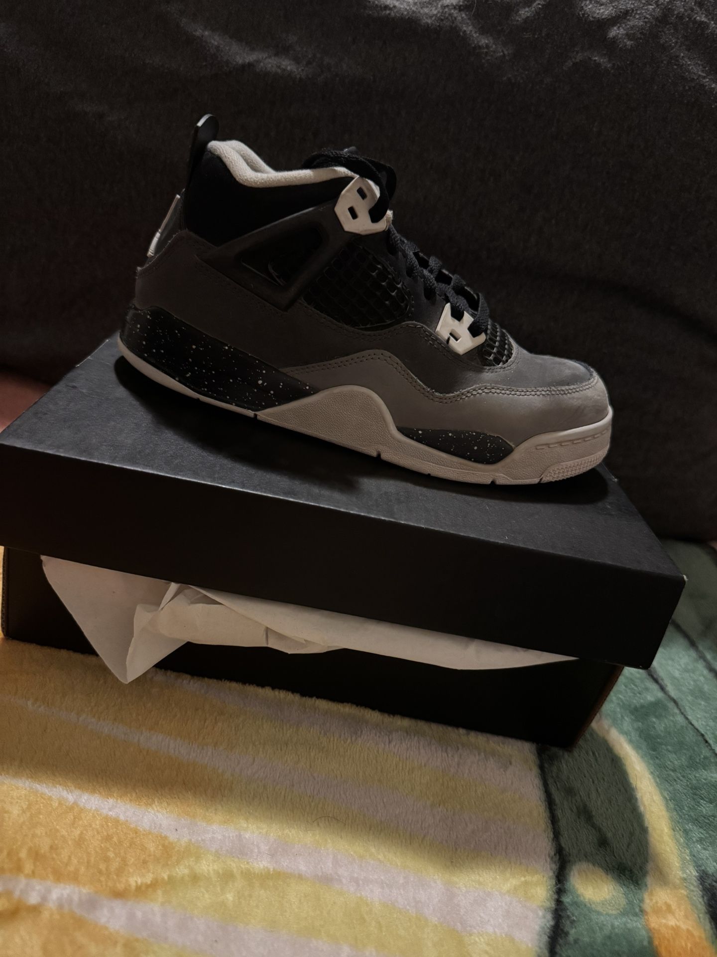 Jordan 4 Retro Fear (2024) (PS) Size 2y