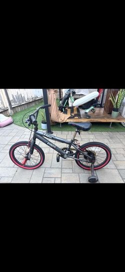 18" Kent Bicycle Abyss Freestyle BMX Bicycle, Fits Riders 3'2"-4'2", Gray, Child, Unisex
