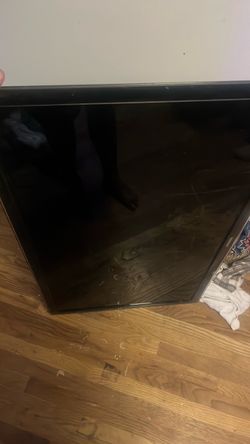 Flat Screen TV or Monitor