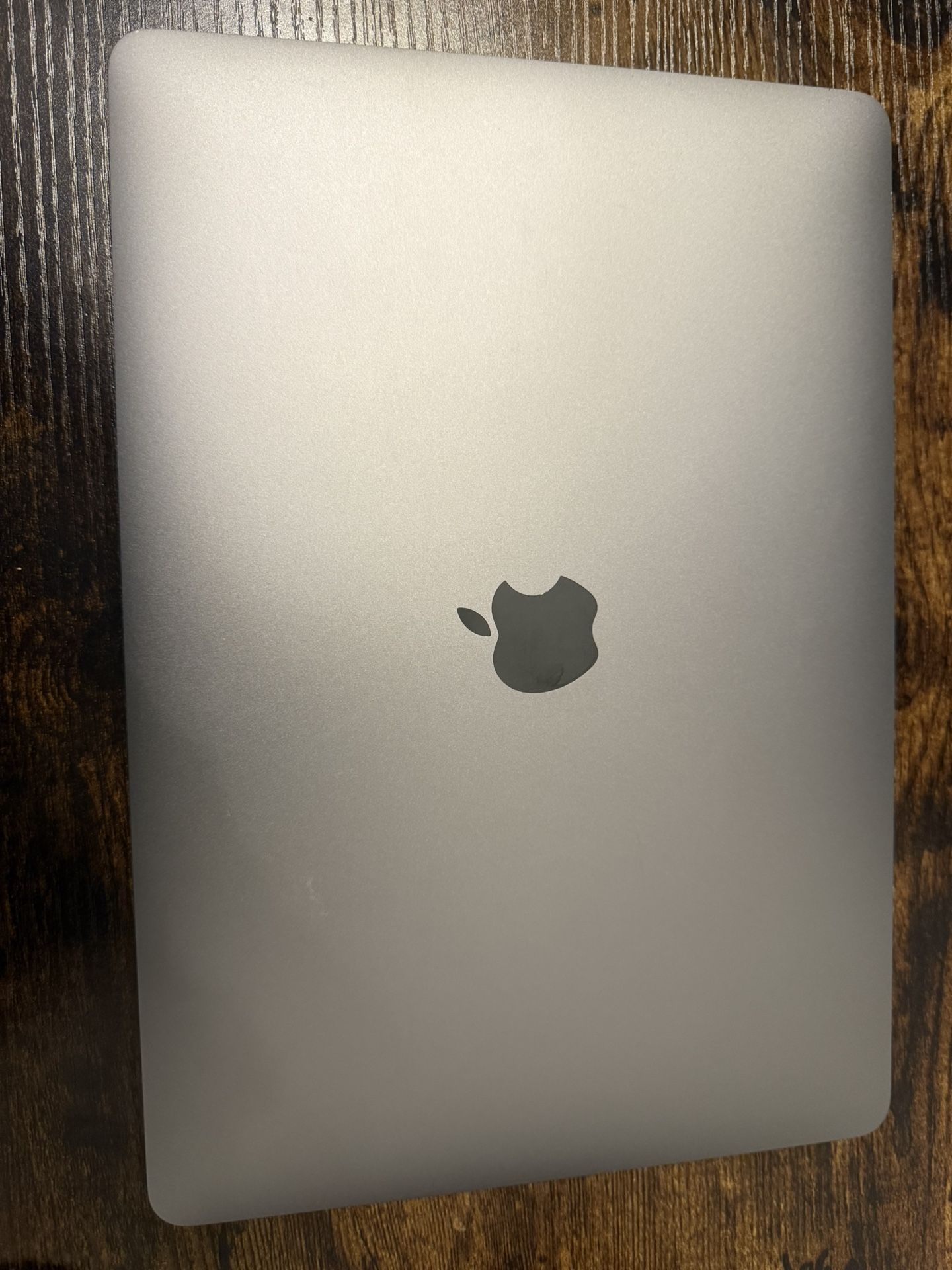 MacBook Air 13’ M1 - 512mb