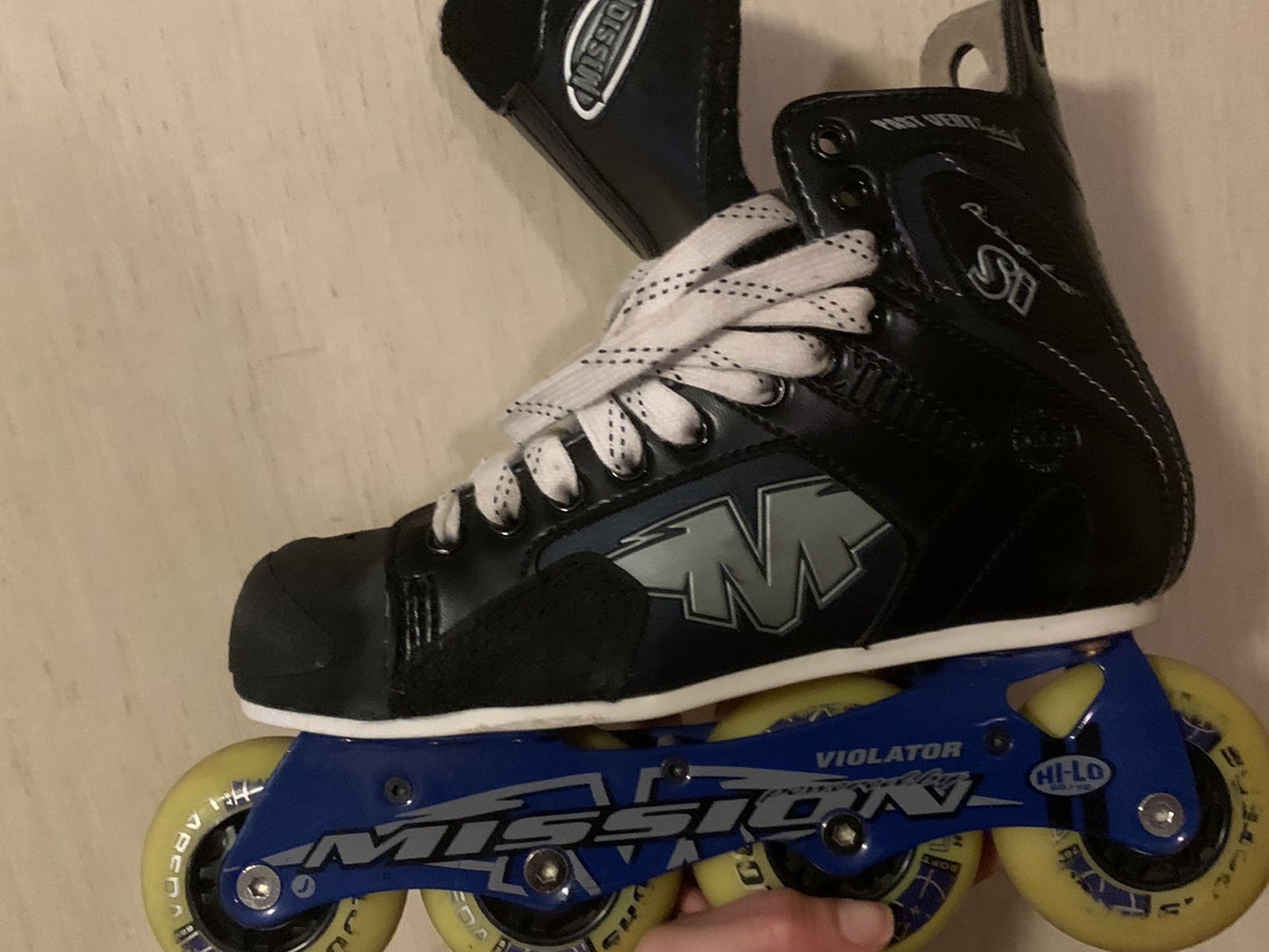 Mission Hockey Skates