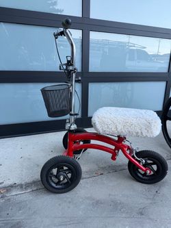 KneeRover Knee Scooter with Basket & Accessories