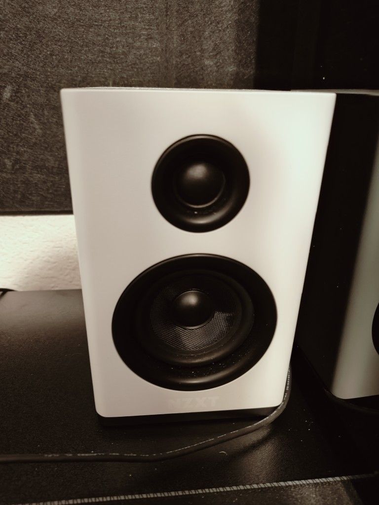 NZXT Relay PC Gaming Desktop Speakers