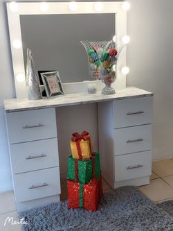 Brand New Vanity Glamour ( The Perfect Gift For Christmas )🎁🎄