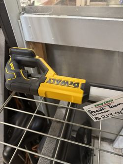 DEWALT LAWN TRIMMER