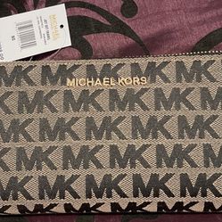 Brand New Michael Kors