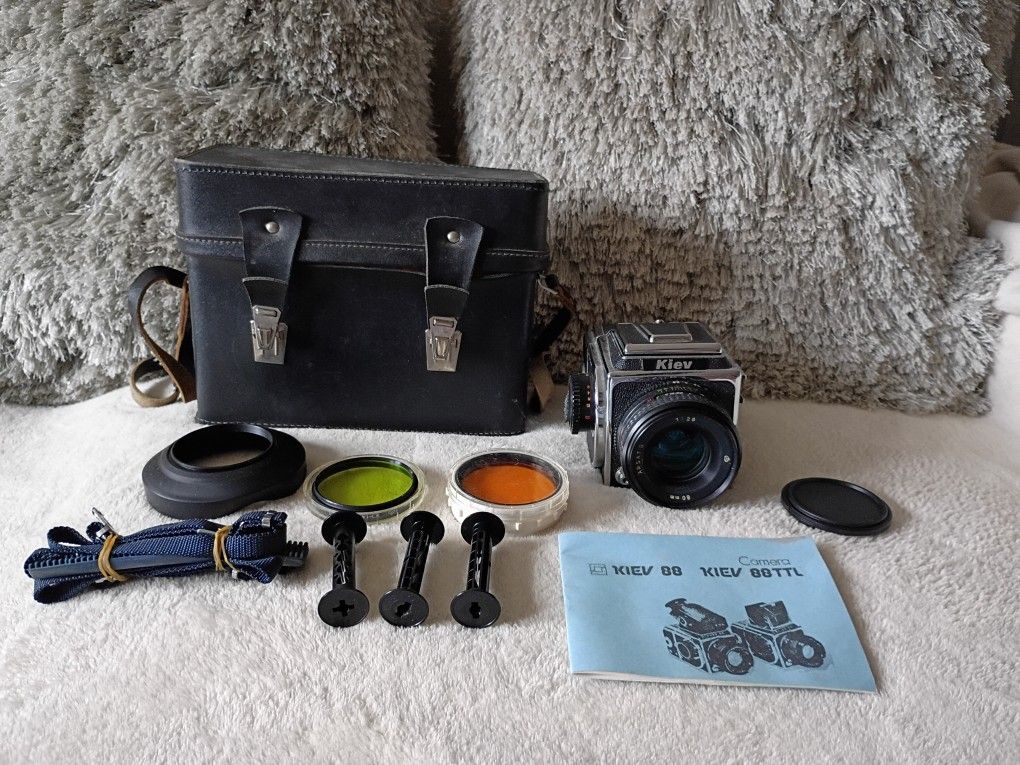 RARE Kiev-88 CM ARSAT 2.8/80 lens USSR Medium Format camera Pentacon Six Mount