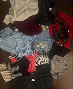 Y2K woman’s clothes lot