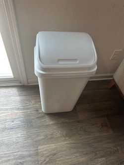 Swing Top Wastebasket