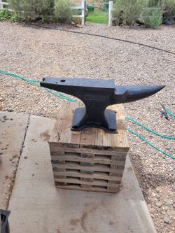 TFS 125 pound anvil