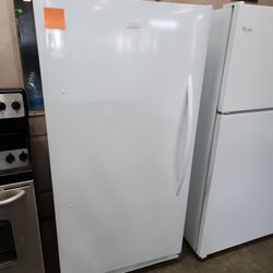 Frigidaire 17cf Upright Frost Free Freezer 