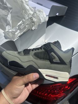 Air Jordan Undefeated 4s