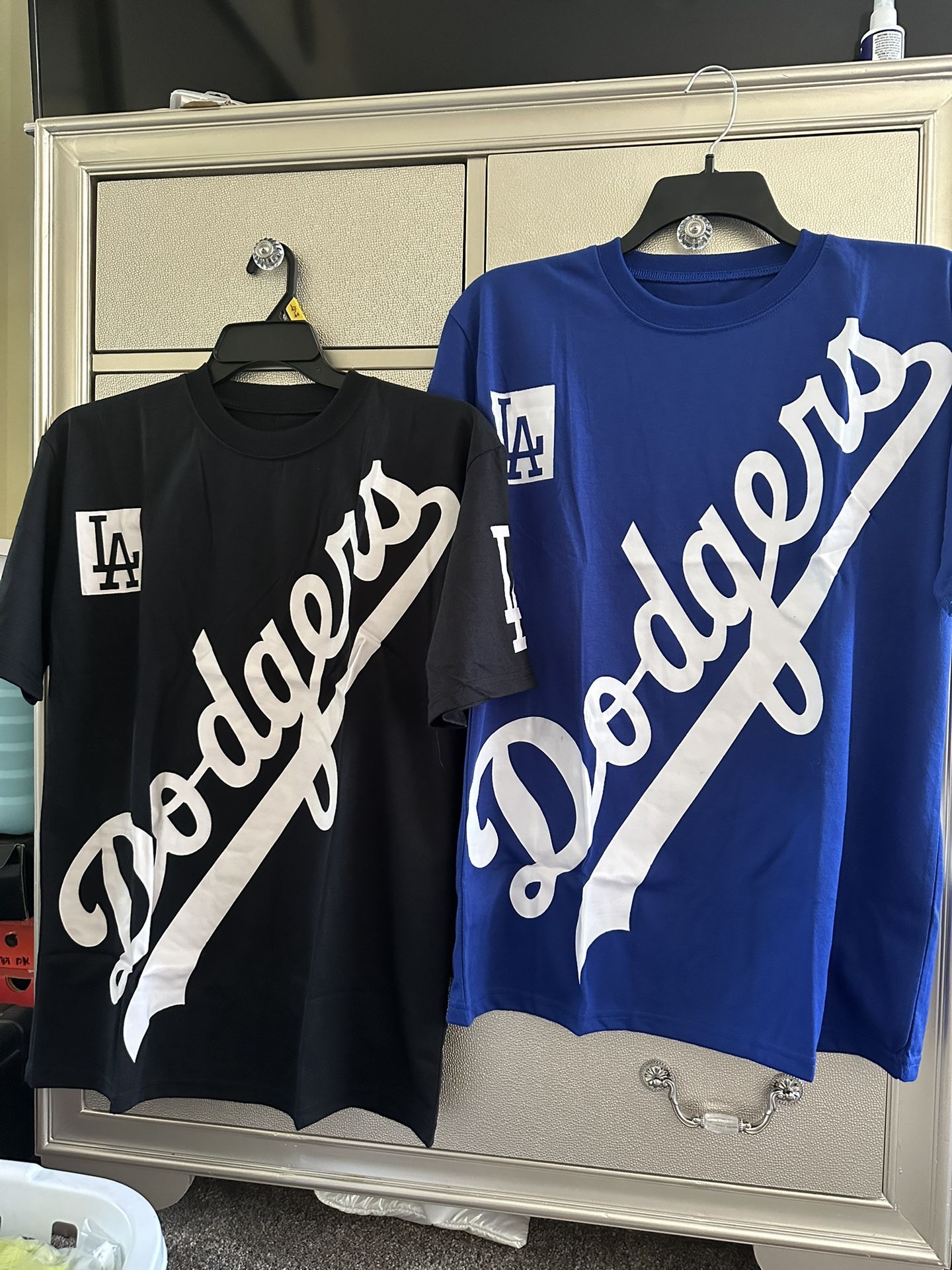 Dodgers Tshirts Size xL