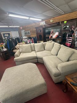 Havertys 3-Piece Curved Sectional & Oversized Rolling Ottoman