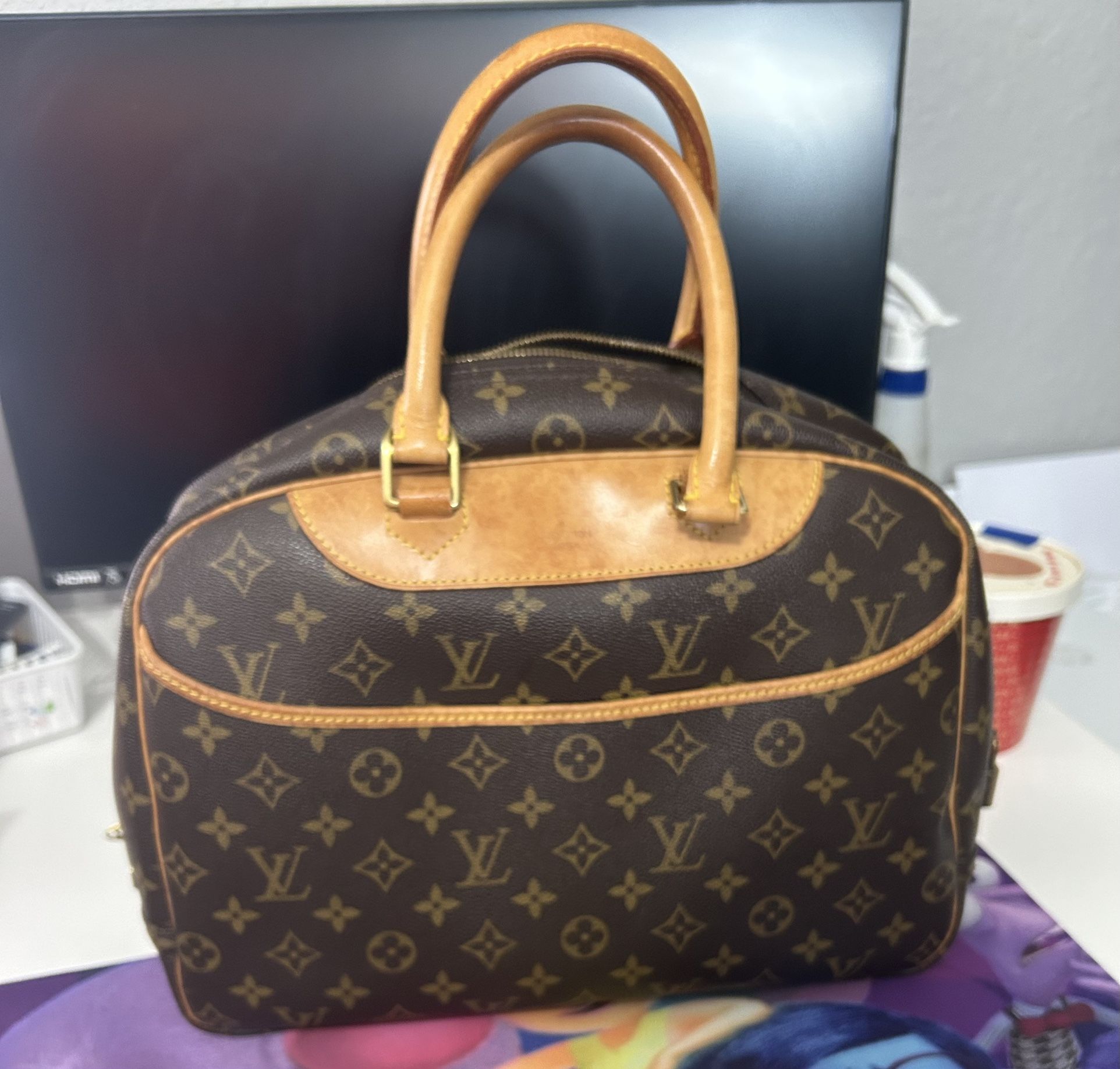 Louis Vuitton deauville