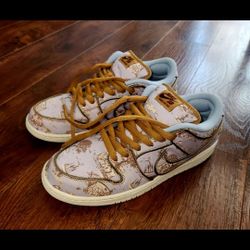 Nike SB Dunk Low Premium