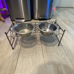 Elevated Double Dog Bowl Feeder with Stand – Metal Frame + Stainless Steel Bowls
