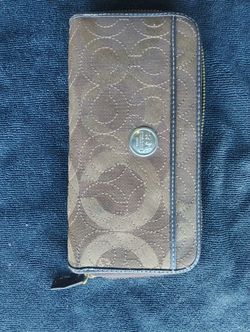 Used Women's Coach Wallet