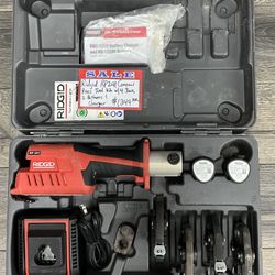 Ridgid RP241 Compact Press Tool Kit W/ 4 Jaws, 2 Batteries & Charger 